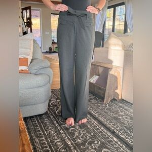 Women’s trousers